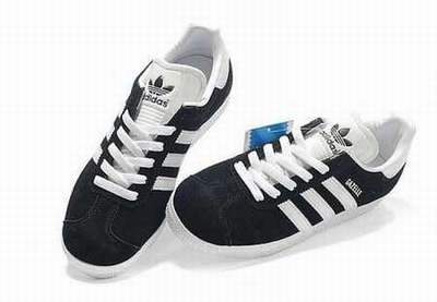 chaussure adidas unkut