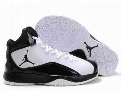 chaussure de basketball femme adidas